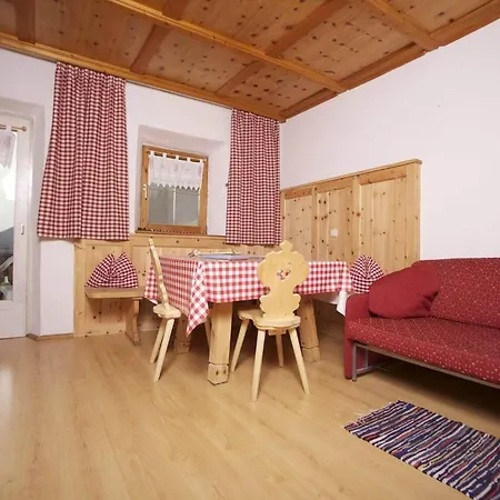 Bio Aparthotel Blaslahof Aparthotel Santa Maddalena in Casies